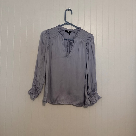 Blouse - Picture 1 of 2